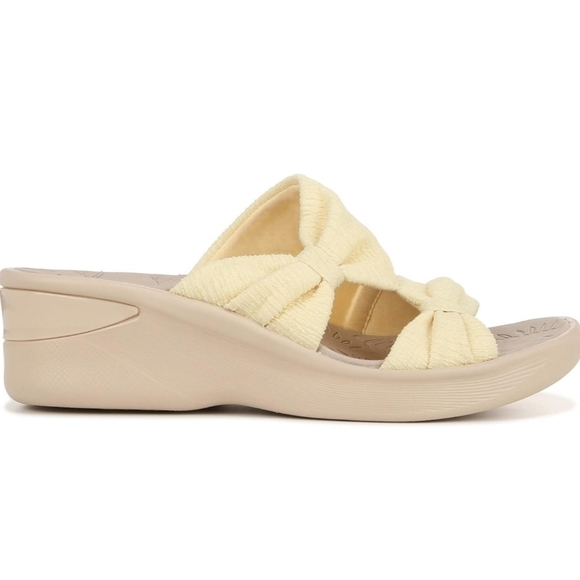 BZEE'S Smile More Bow Sandal (Butter) - Picture 4 of 12